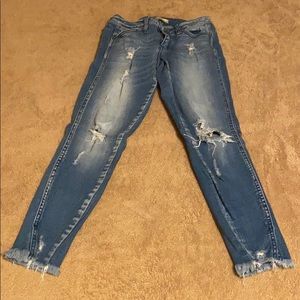 KanCan Distressed Jeans